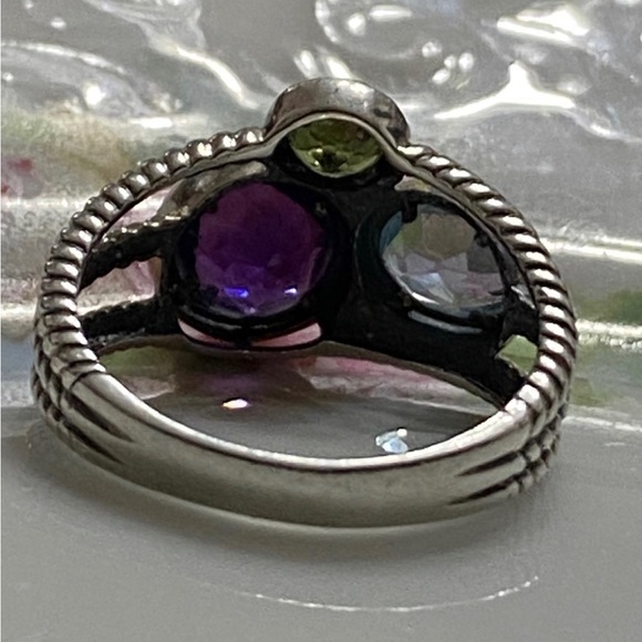 Vintage Sterling Amethyst, Peridot, & Blue Topaz Size 8 Ring - Picture 6 of 6